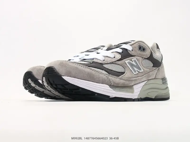 뉴발란스 운동화 레트로 활용도 높은 클래식 M992BL #14877645664023